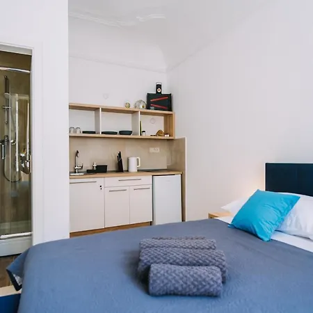 Art Deco Old Town Square By Duhomes